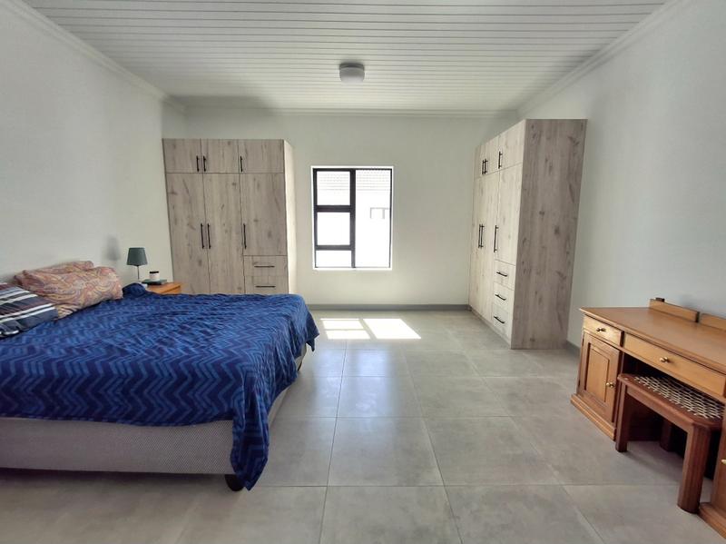 3 Bedroom Property for Sale in Britannia Bay Western Cape